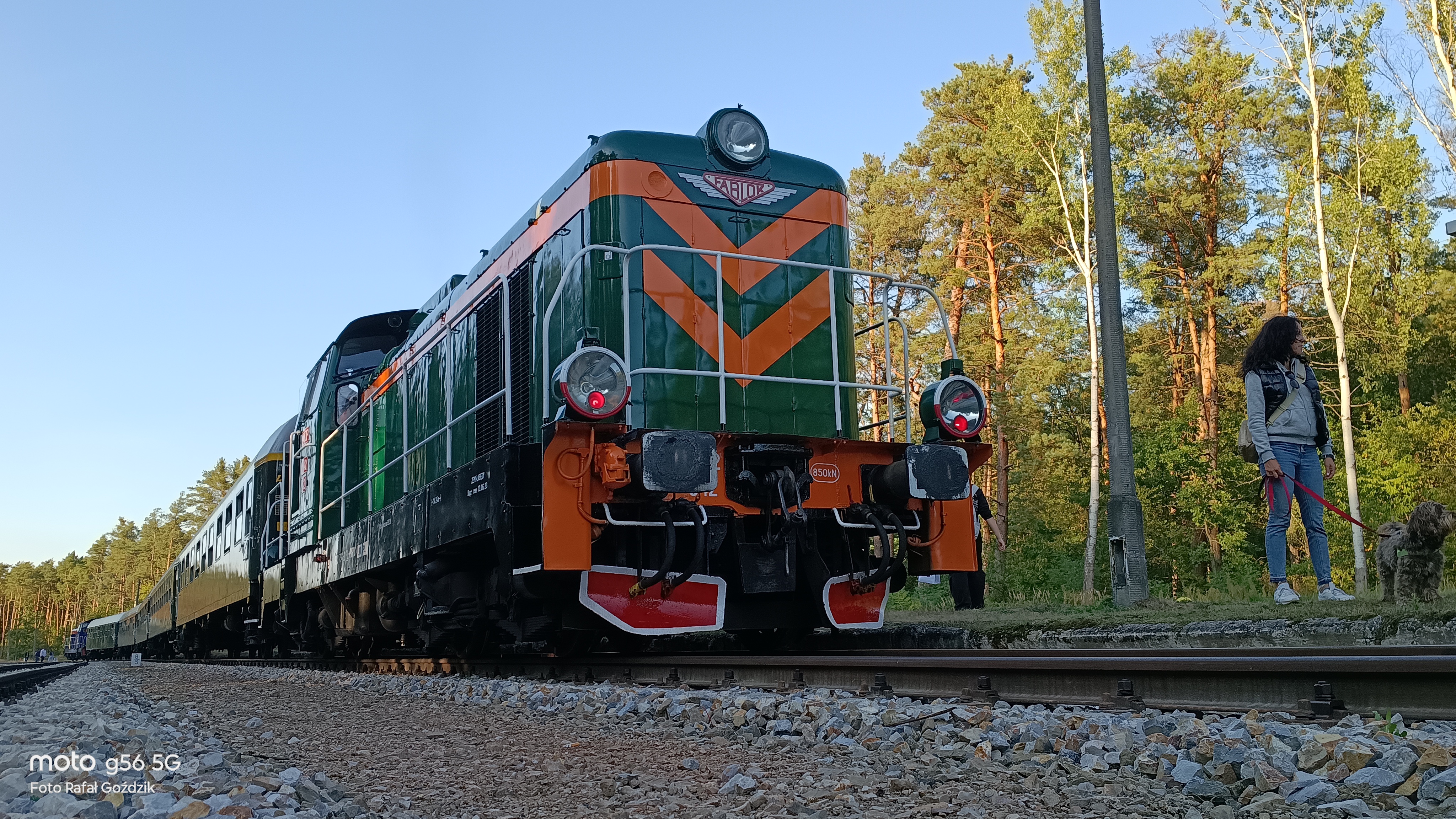 1000049251